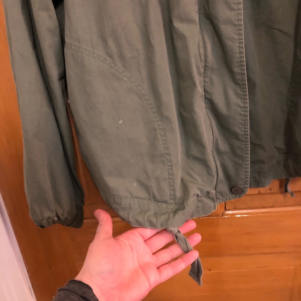Lou and Grey lightweight utility jacket - Picture 2 of 4